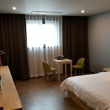 Pine City Hotel Gangneung Exterior photo