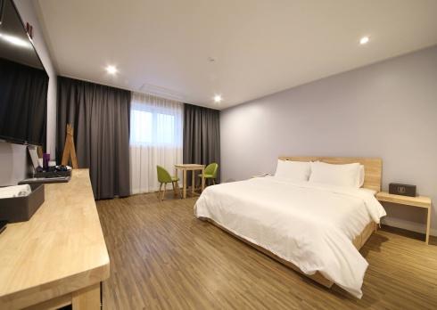 Pine City Hotel Gangneung Exterior photo