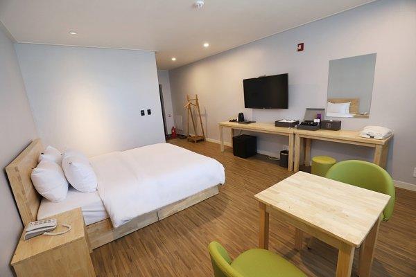 Pine City Hotel Gangneung Exterior photo